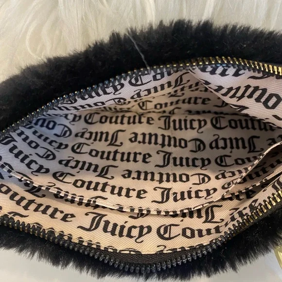 NWOT Juicy Couture Black Faux Fur Clutch with Pink Logo - Picture 3 of 3